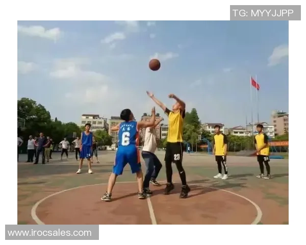 周静独家揭秘足球技巧与战术分享助你提升球技的秘诀