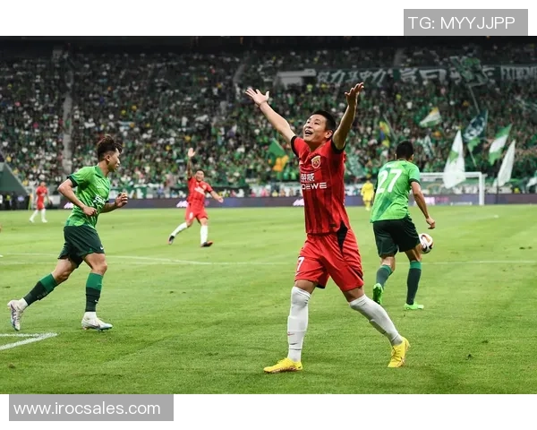 北京国安与山东鲁能激战正酣精彩赛事直播尽在BTV频道